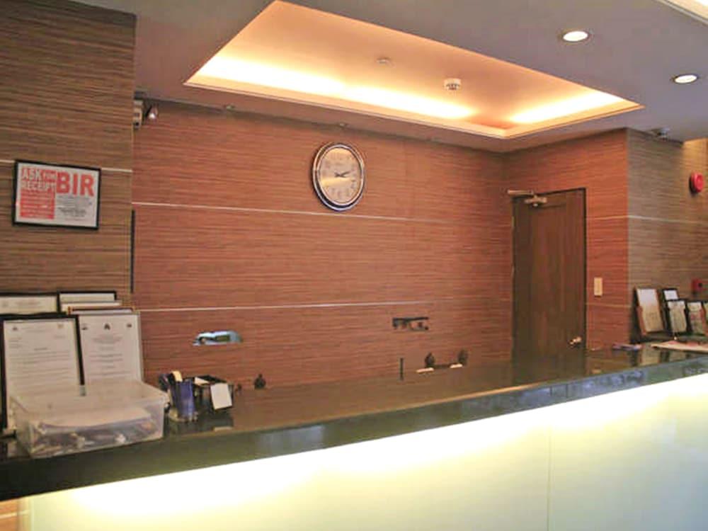 Vista Hotel Cubao Quezon City Εξωτερικό φωτογραφία