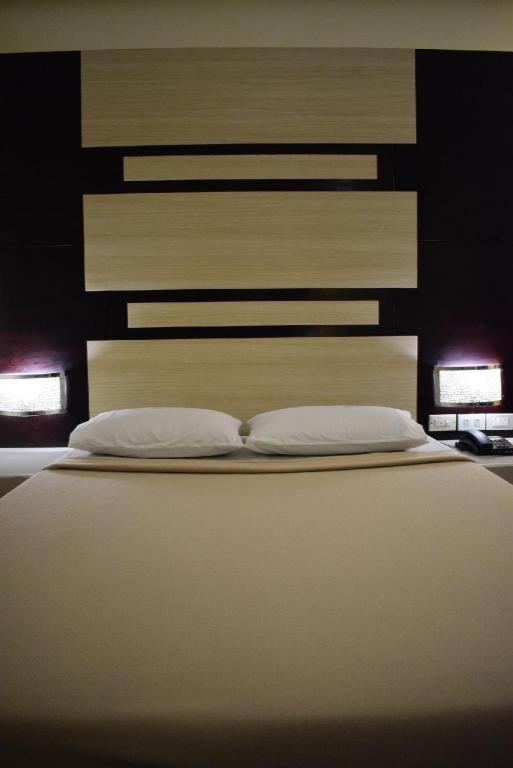 Vista Hotel Cubao Quezon City Εξωτερικό φωτογραφία